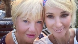 «Отнялась левая сторона»: Кудрявцева рассказала о состоянии разбитой инсультом матери