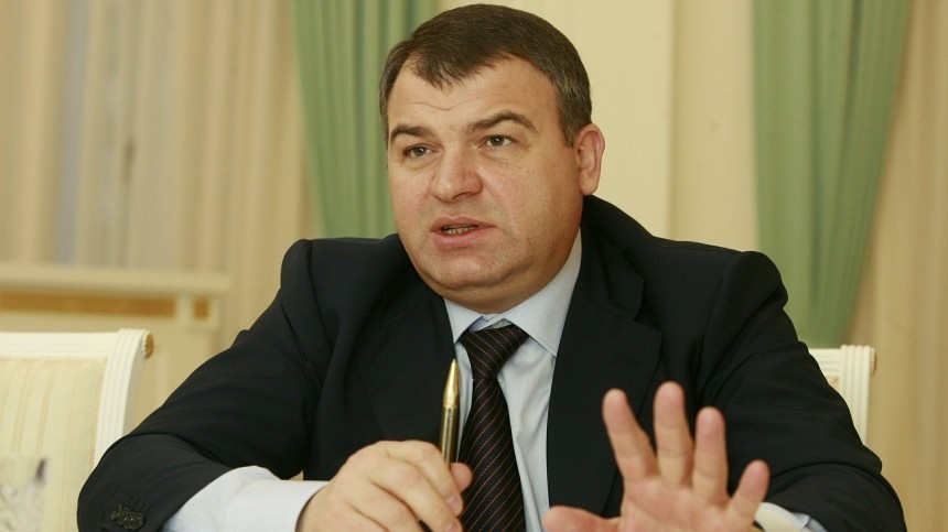 Сердюков заявил о долгах ОАК в 530 миллиардов рублей