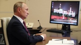 Владимир Путин принял участие во Всероссийском открытом уроке «Помнить — значит знать»