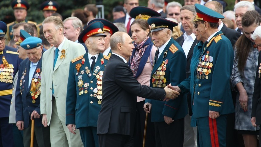Путин расширил выплаты ветеранам к 75-летию Победы