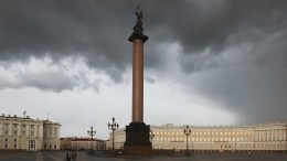 Александровской колонне 186 лет! Легенды об одной из главных достопримечательностей Петербурга