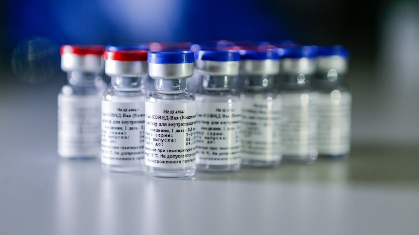 Два российских препарата от коронавируса поступят в аптеки в ближайшее время