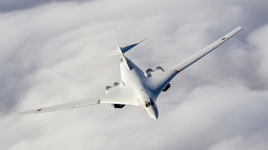 Российские Ту-160 побили мировой рекорд по беспосадочному полету