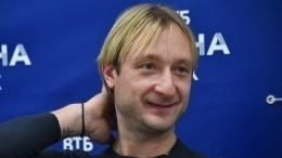 «Вы совсем ку-ку?» — Плющенко ответил на обвинения в «переманивании» Загитовой