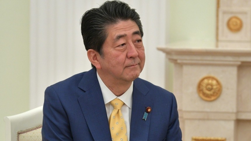 Экс-премьер Японии раскрыл причину, почему не смог заключить мирный договор с РФ