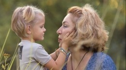 «Алиса часто плачет»: мать Тимати учит внучку достойно проигрывать