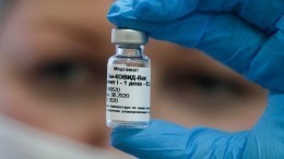 Сделан очередной шаг для признания российской вакцины в мире: Спутник V начали испытывать в ОАЭ
