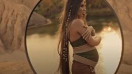 Процесс съемок клипа с беременной вторым ребенком Кети Топурией попал на видео