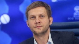 Борис Корчевников объяснил, почему на самом деле потерял слух