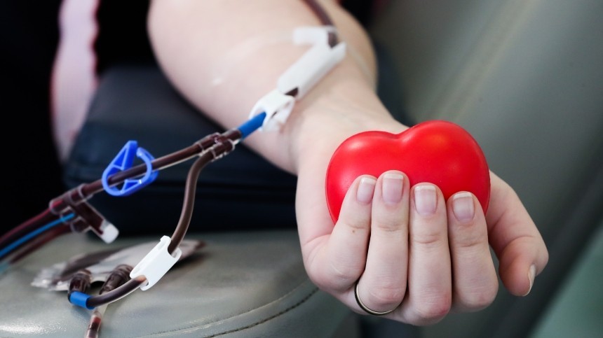 Люди со второй группой крови хуже переносят COVID? — мнение Дениса Проценко