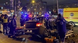 Угонщик на Infiniti устроил аварию во время погони в Петербурге — видео