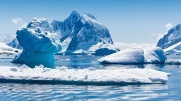 Землетрясение в Антарктиде оставило российских полярников без авиационного сообщения