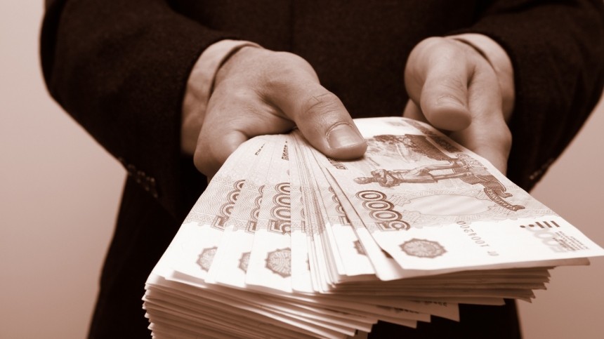 Госдума одобрила штрафы до 150 тысяч рублей за хамство чиновников