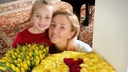 «Маленькая звездочка»: Татьяна Навка показала дочку с золотым кубком в руках