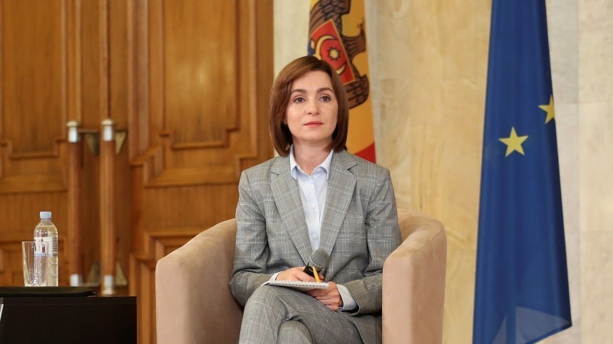 Избранный президент Молдавии Санду принесла присягу и вступила в должность