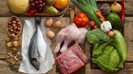 Названы продукты, от которых важно отказаться в пандемию