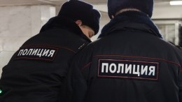 В Петербурге задержали 13 муниципальных депутатов во время заседания