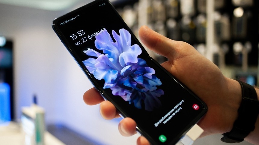 Samsung будет поставлять складные дисплеи другим производителям