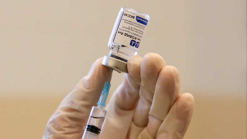 Вакцина «Спутник V» может защищать от коронавируса более двух лет