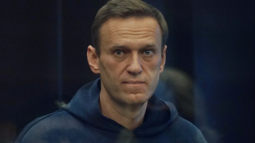 Стало известно, куда этапируют Алексея Навального