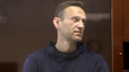 Забыл извиниться? Как прошел суд по делу Навального о клевете на ветерана ВОВ