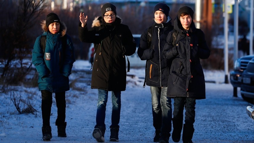 На Дальнем Востоке массово эвакуируют школьников и отменяют занятия