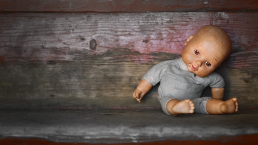 «Четкого плана не было»: жительница Дагестана созналась в обмане с подменой детей на куклы