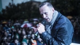 Навального доставили в Бабушкинский суд