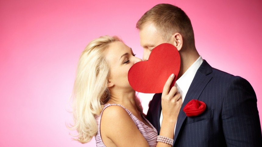 Влюбленных стало меньше? Как изменились планы россиян на День святого Валентина
