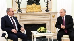 Путин обсудил с Пашиняном реализацию заявления по Карабаху