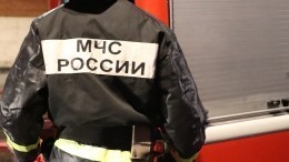 Видео: кровля в ТЮЗ в Томске полыхает на площади 1,5 тысячи квадратных метров