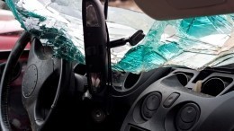 Голые и опасные: Пьяный водитель без трусов сбил людей на переходе в Астрахани
