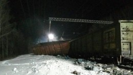 Более 20 вагонов с углем сошли с рельсов в Забайкалье