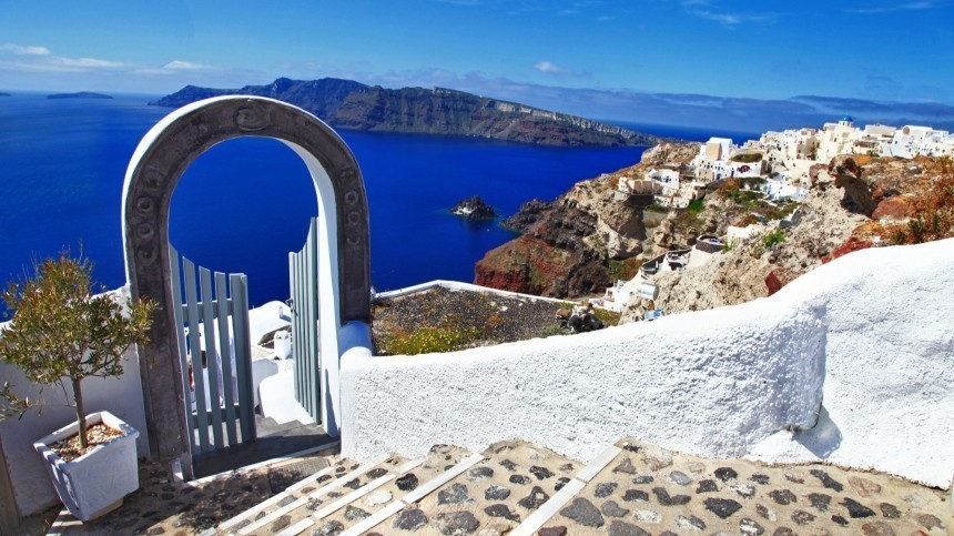 Греция назвала сроки вероятного открытия туристического сезона