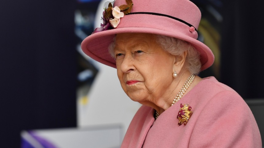 Какую реакцию у Елизаветы II вызвало заявление Маркл о расизме в королевской семье