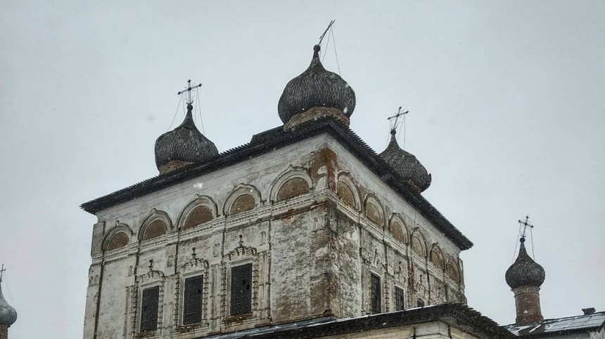 Обрушился купол собора XVII века в Великом Новгороде
