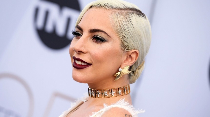 «Это значит быть собой»: 30 нарядов Леди Гага, не менее известных, чем ее музыкальная карьера