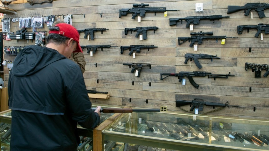 В России сильно снизилось число владельцев оружия