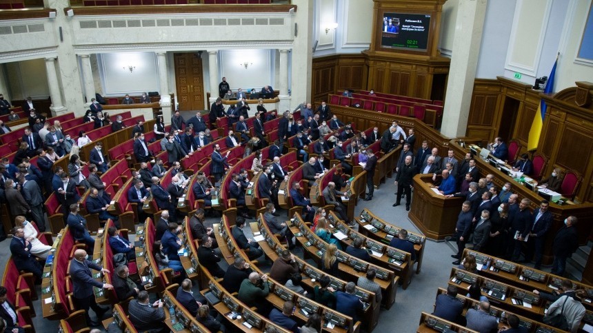 В Верховной раде призвали Зеленского разорвать дипломатические отношения с РФ