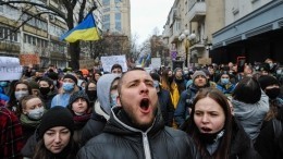 «Будет беспощадный бунт»: эксперт предрек распад Украины из-за Зеленского