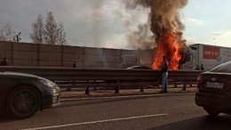 Момент смертельного ДТП с двумя грузовиками на КАД в Петербурге попал на видео