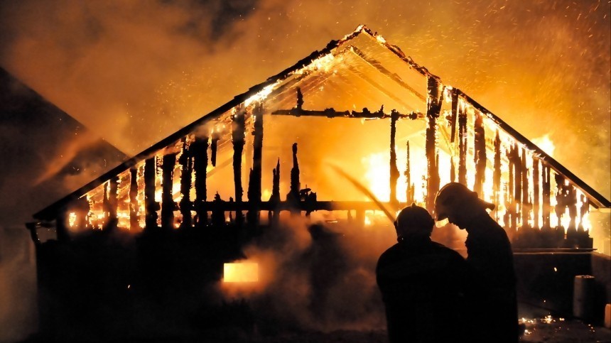Четыре человека сгорели при страшном пожаре в Башкирии
