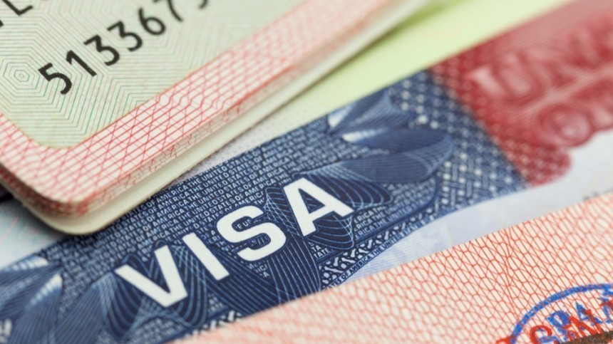 Посольство США в РФ прекращает выдачу виз для недипломатических поездок