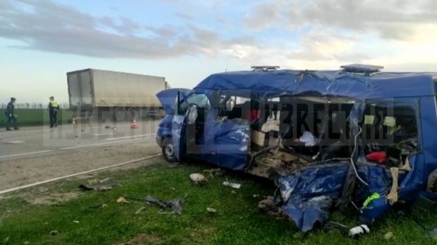 Троих человек задержали после ДТП с пятью погибшими детьми в Ставрополье