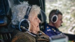 Видео: «железная бабушка» Мария Колтакова освоила планер в 99 лет