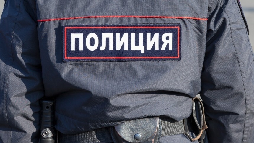 Полиция задержала нападавшего на людей с ножом мужчину у вокзала Екатеринбурга