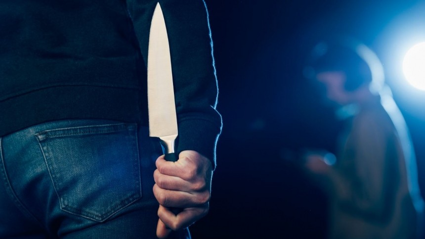 Лицеист в Прикамье напал на преподавателя с ножом