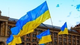 На Украине не стихают страсти вокруг скандального законопроекта Зеленского о коренных народах