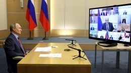 Путин пословицей объяснил Голиковой и Мантурову, почему нельзя экономить на медицине