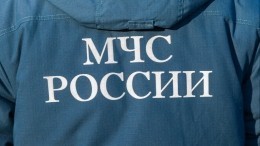 Часть стены и окно вынесло ударной волной от взрыва в петербургской квартире